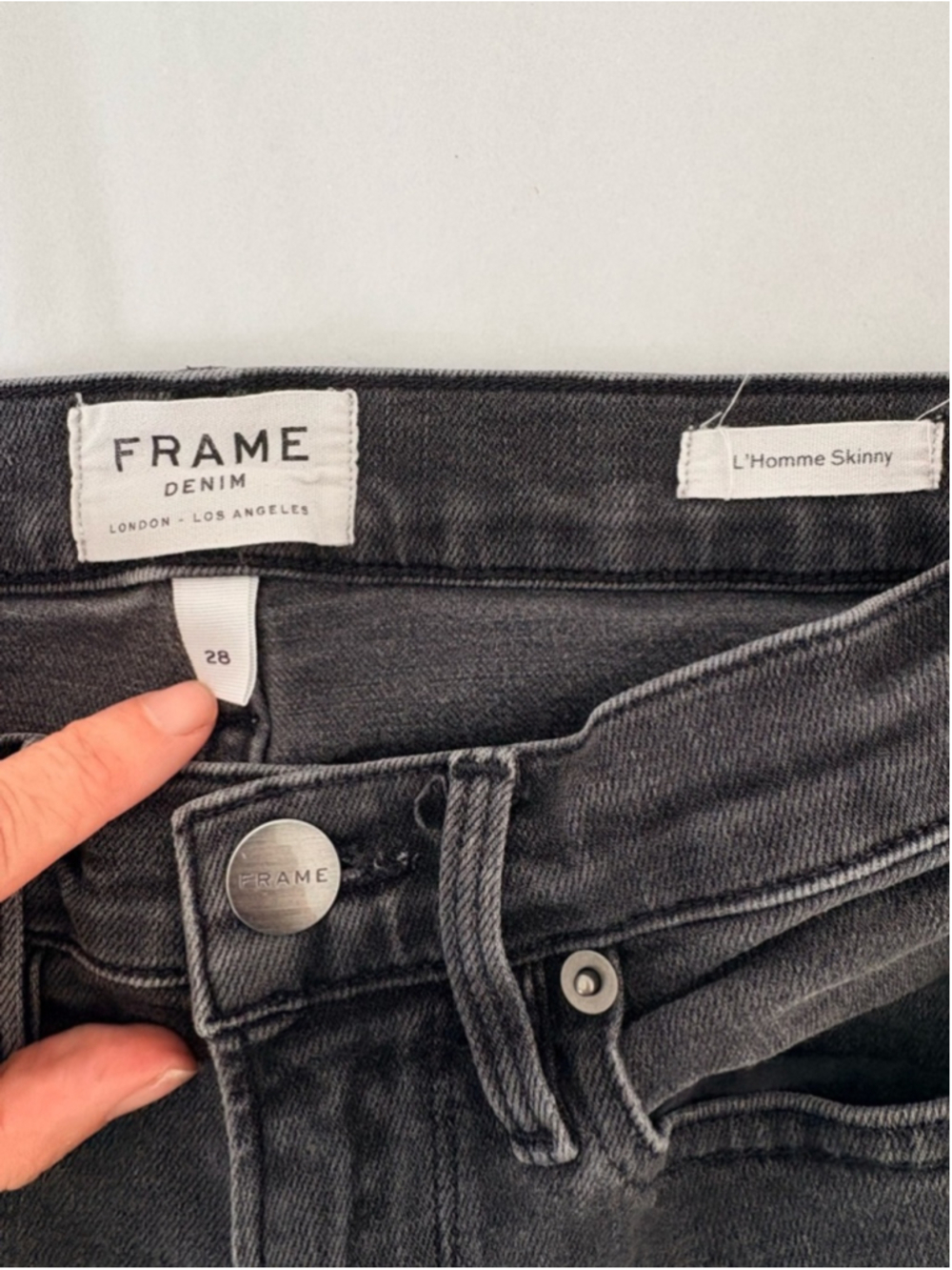 FRAME MEN'S L'Homme Skinny Jeans Fade To Grey Sz 28 (29 x 31.5) EUC - Picture 4 of 10